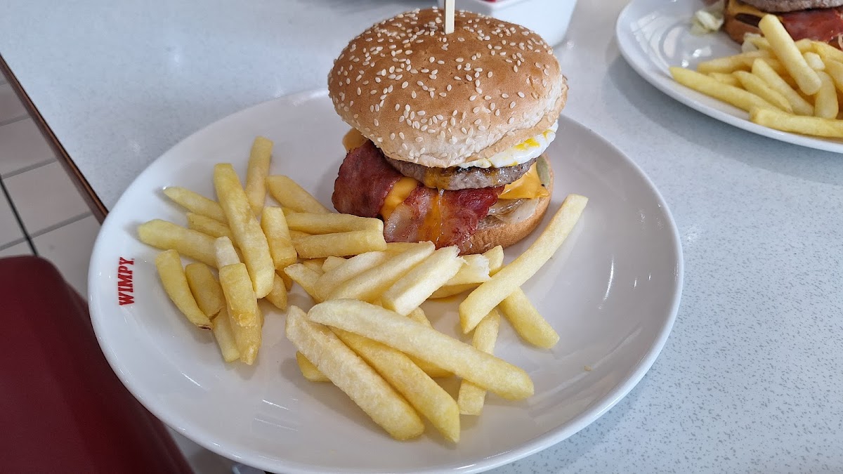 Wimpy Engen Longmeadow 1 Stop Photo 7