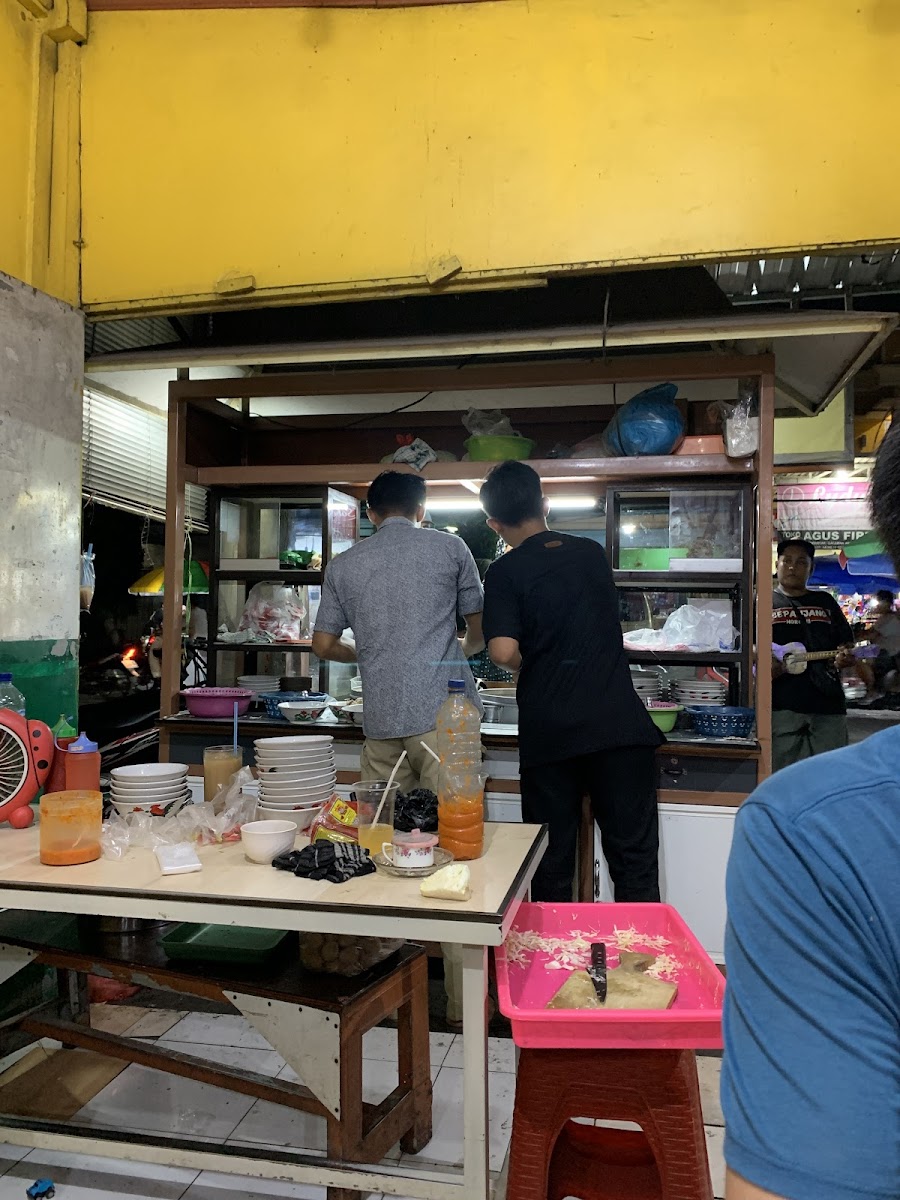 Bakso Urat Kediri Cak noer Photo 4