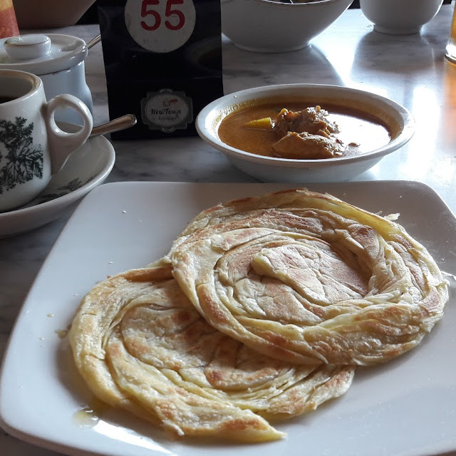 Roti Canai Kari Ayam