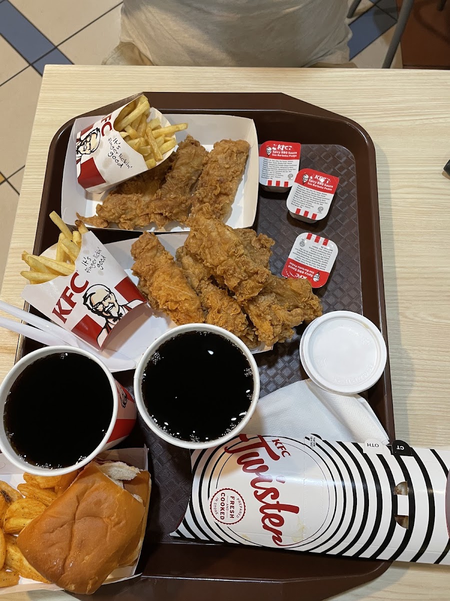KFC Jalan Sultan Photo 10