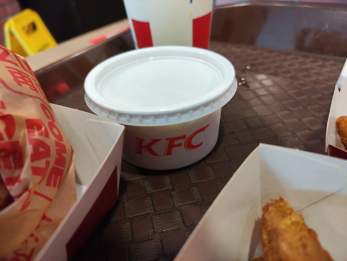 KFC Jalan Sultan Photo 9