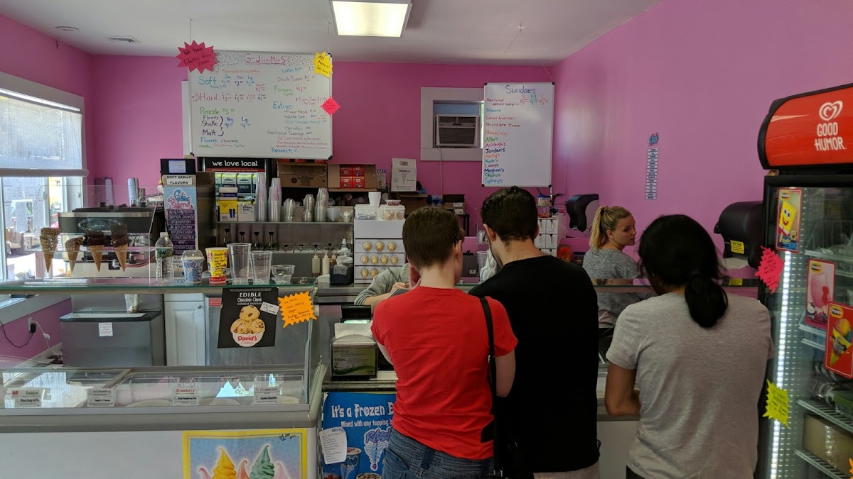 Gifford's HomeMaine Ice Cream Photo 3