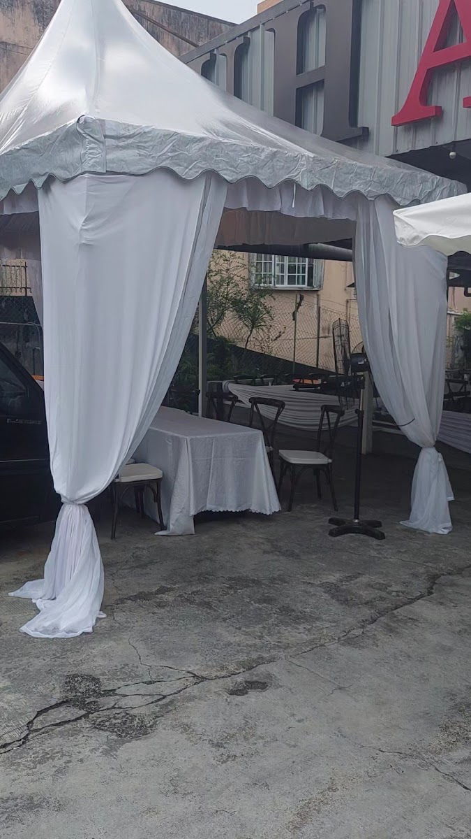 Muhass Restaurant Photo 2