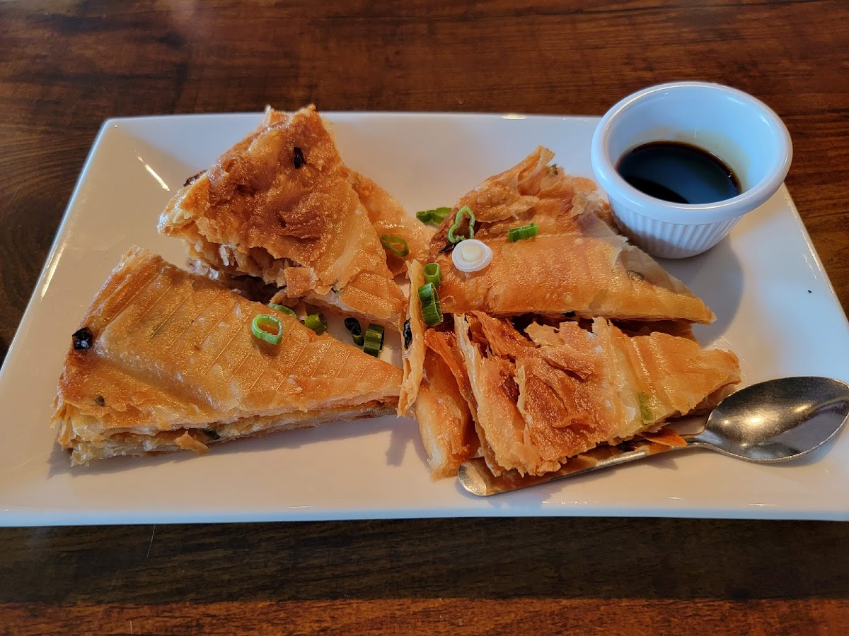 Le Ros Thai Asian Cuisine & Bar Photo 7