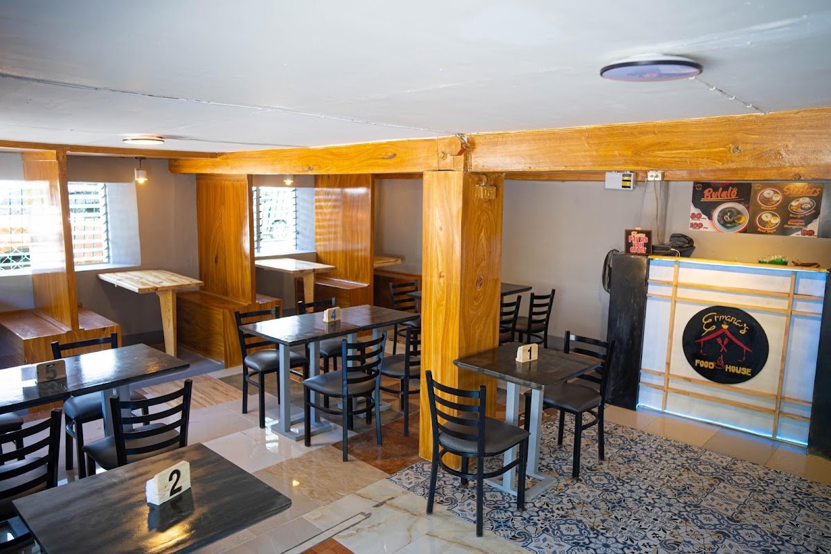 ERMANAS Food House Photo 6