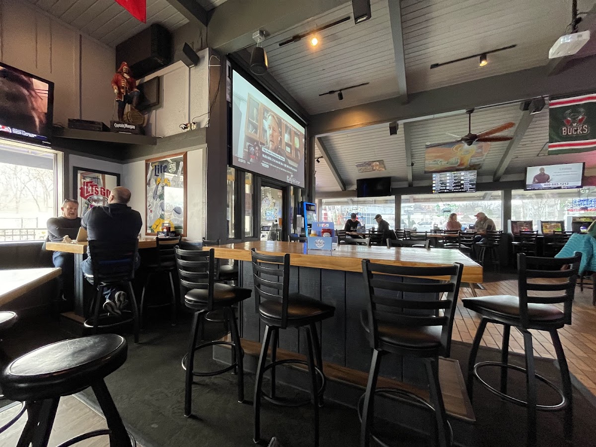 Silver Eagle Bar & Grill