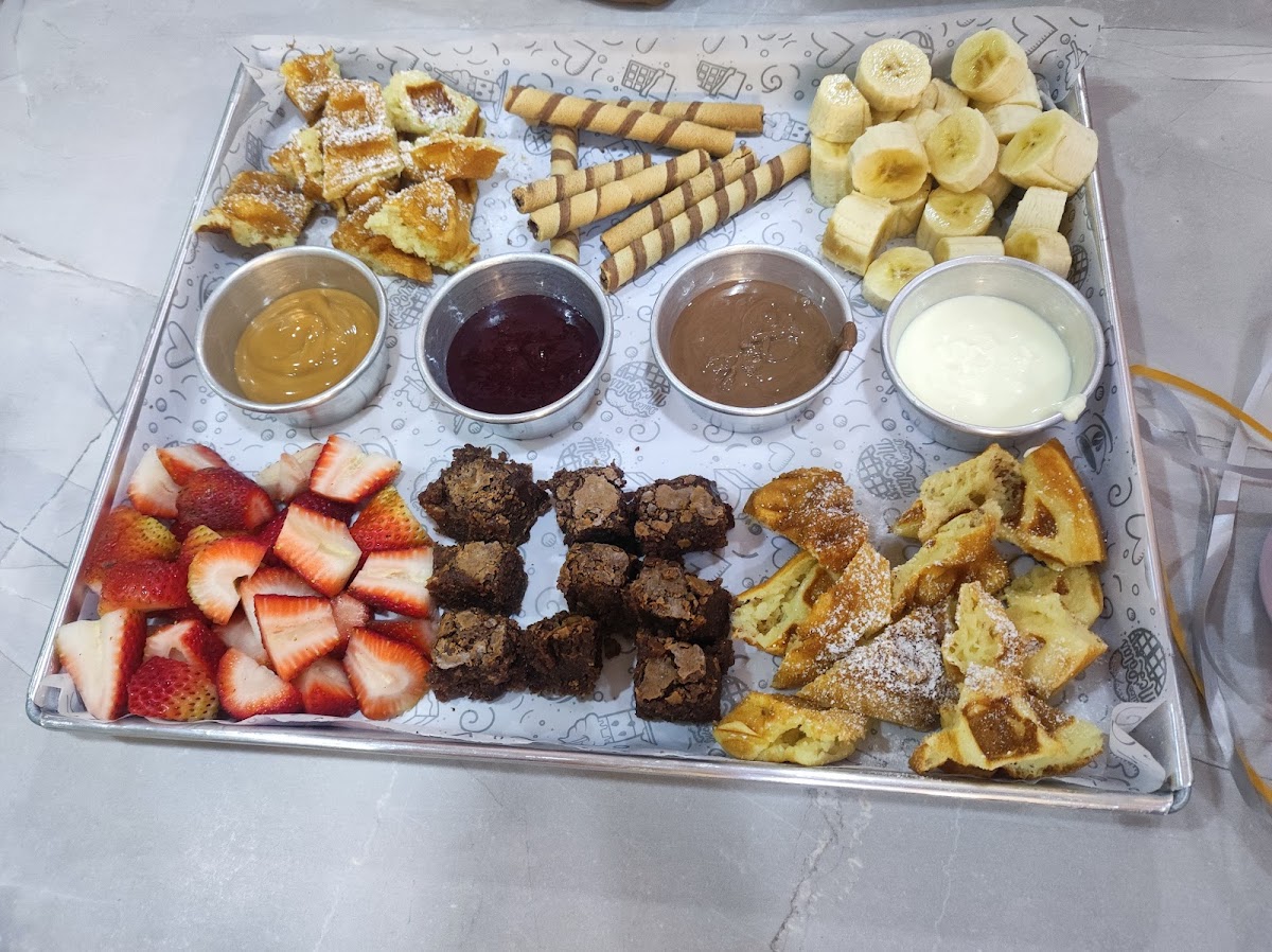 Sweet MR Lolas Photo 4