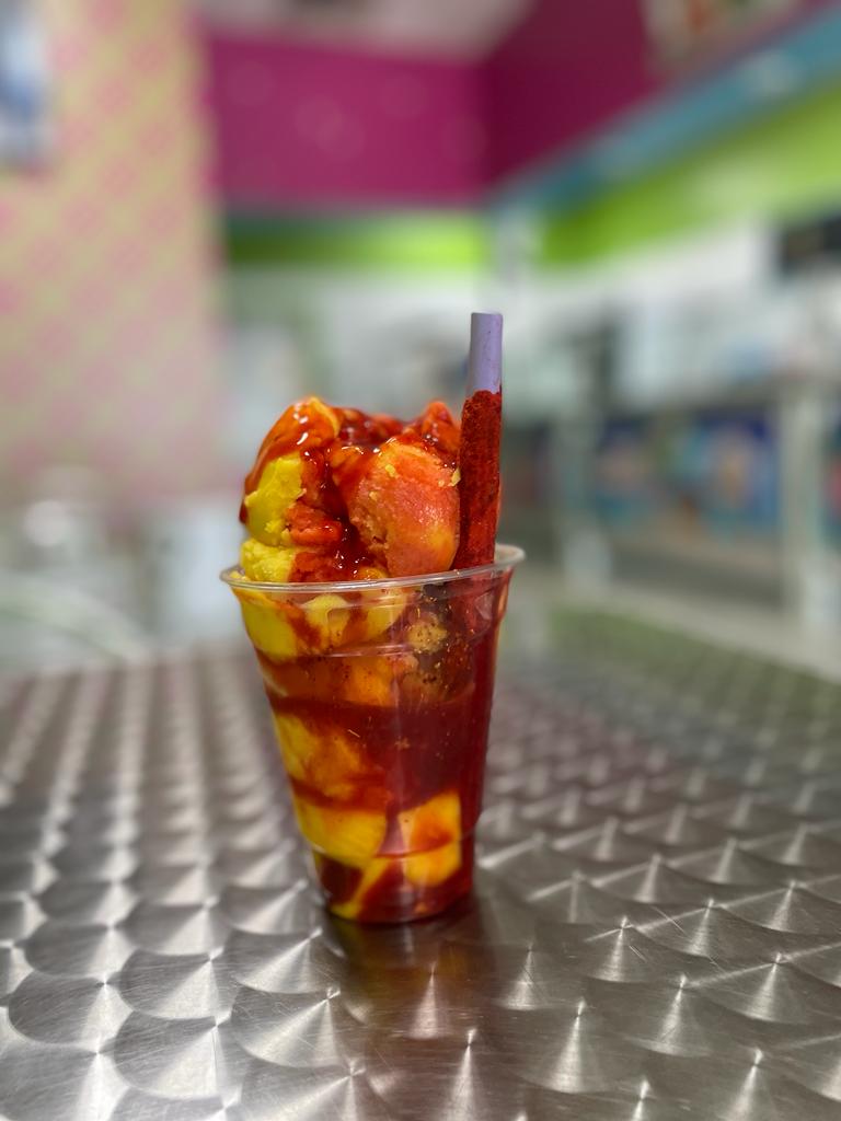 Paleteria Nivera Ice Cream Shop Photo 7