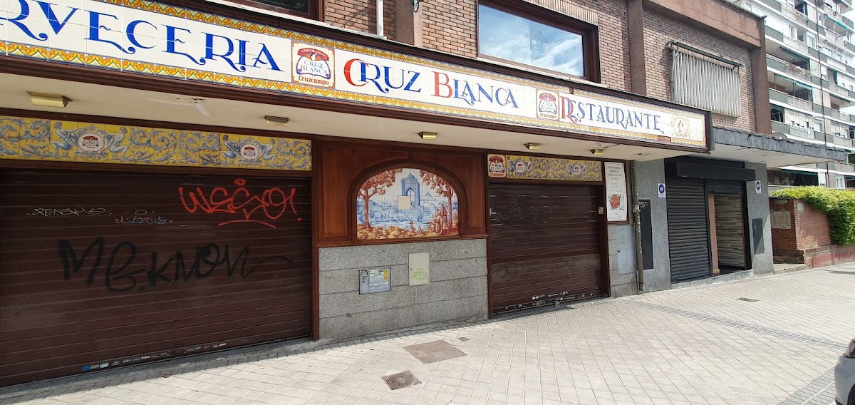 Cervecería Cruz Blanca Photo 4