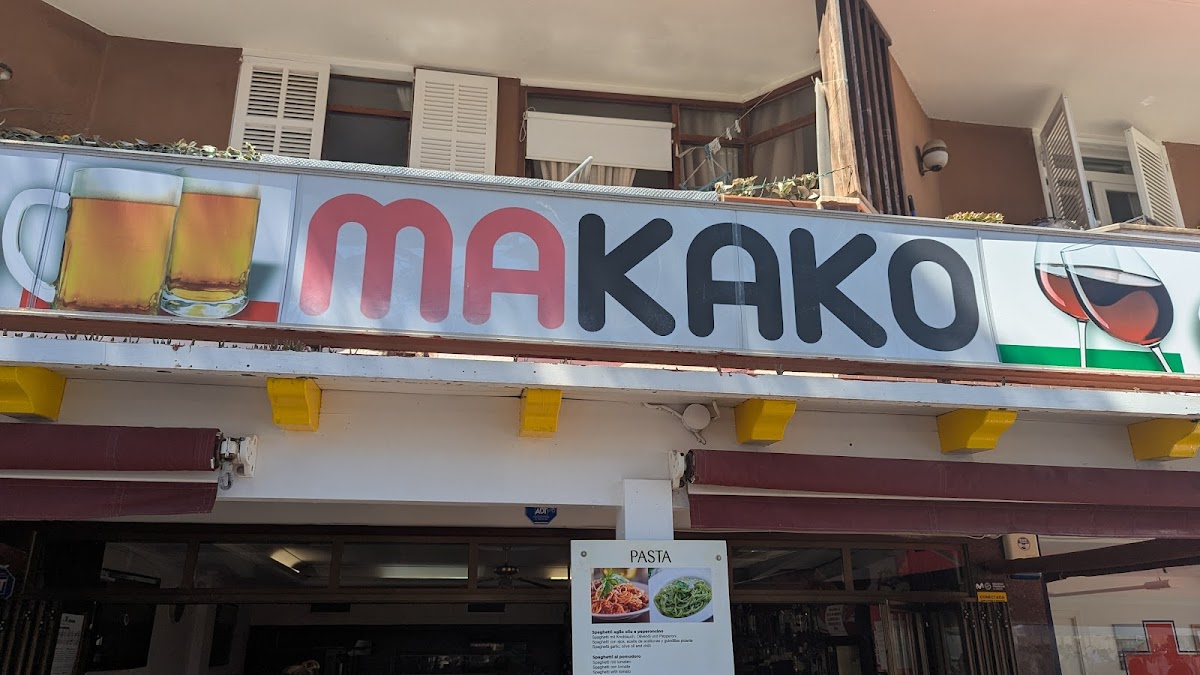 Makako Photo 4