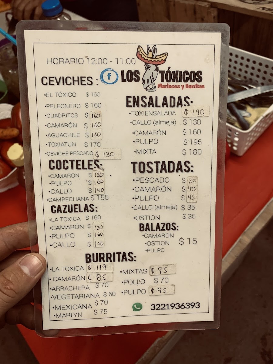 Mariscos y Burritas Los Tóxicosss Photo Menu 9