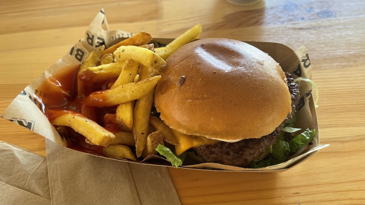 Rad Burger Photo 2