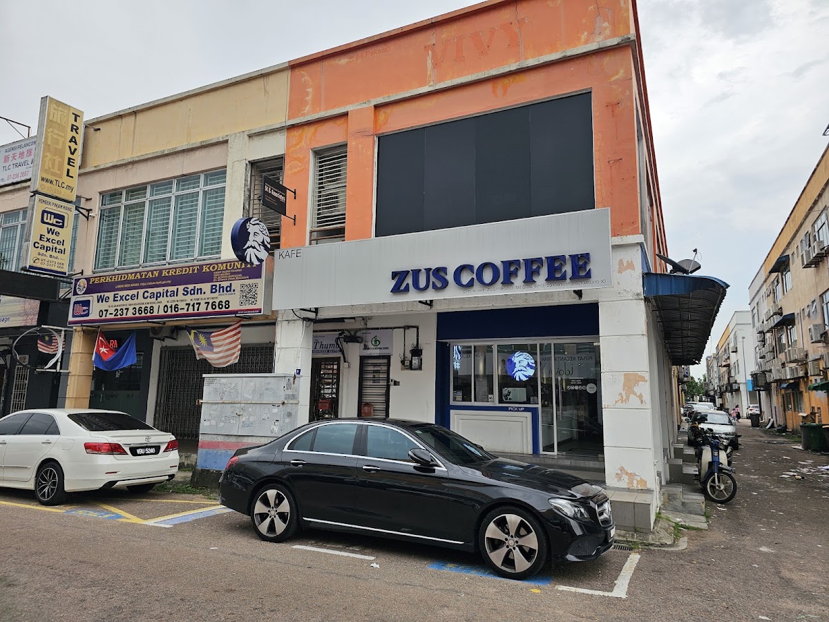 ZUS Coffee - Jalan Bestari 6/2, Taman Nusa Bestari, Skudai