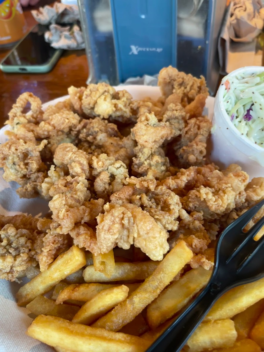 Flo's Clam Shack Photo 2