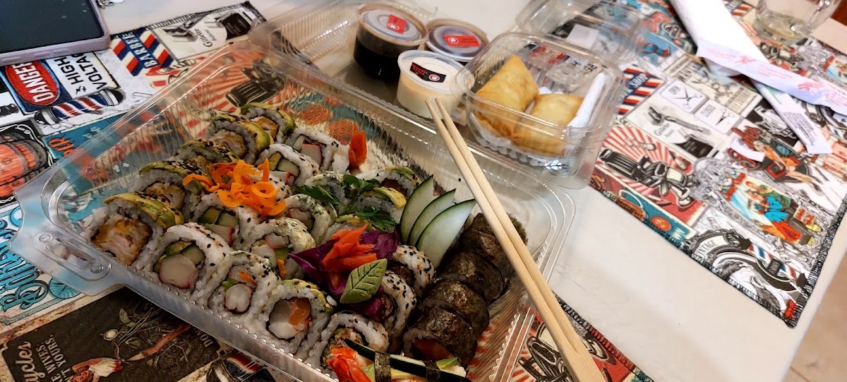 Sushi Market Photo 3