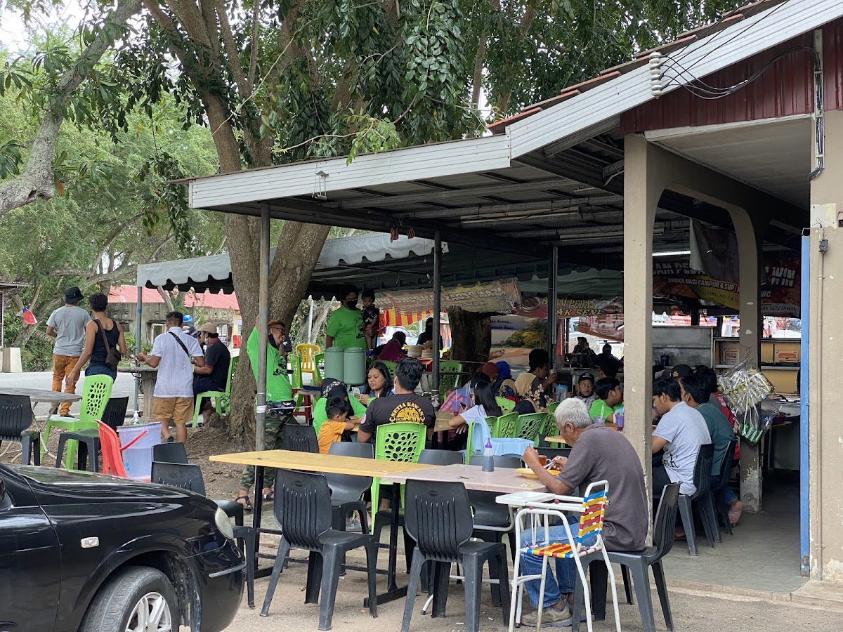 Asam Pedas Kampung Win