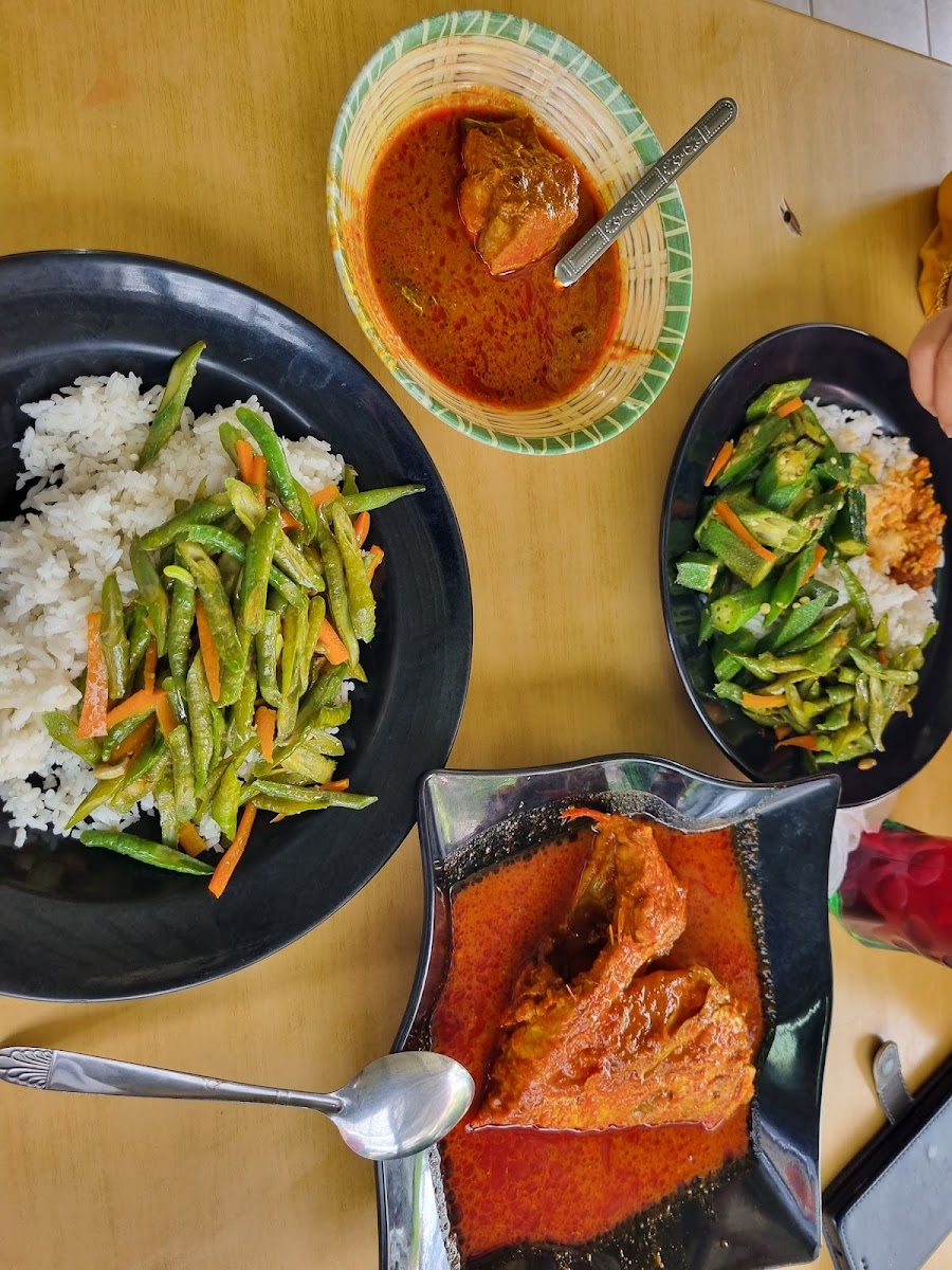 Asam Pedas Kampung Win Photo 5