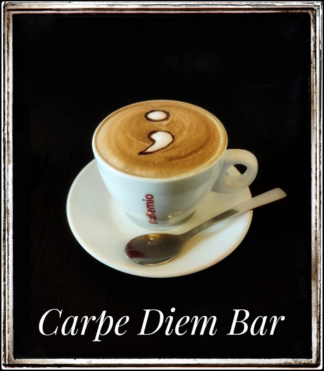 Carpe Diem Bar Photo 10