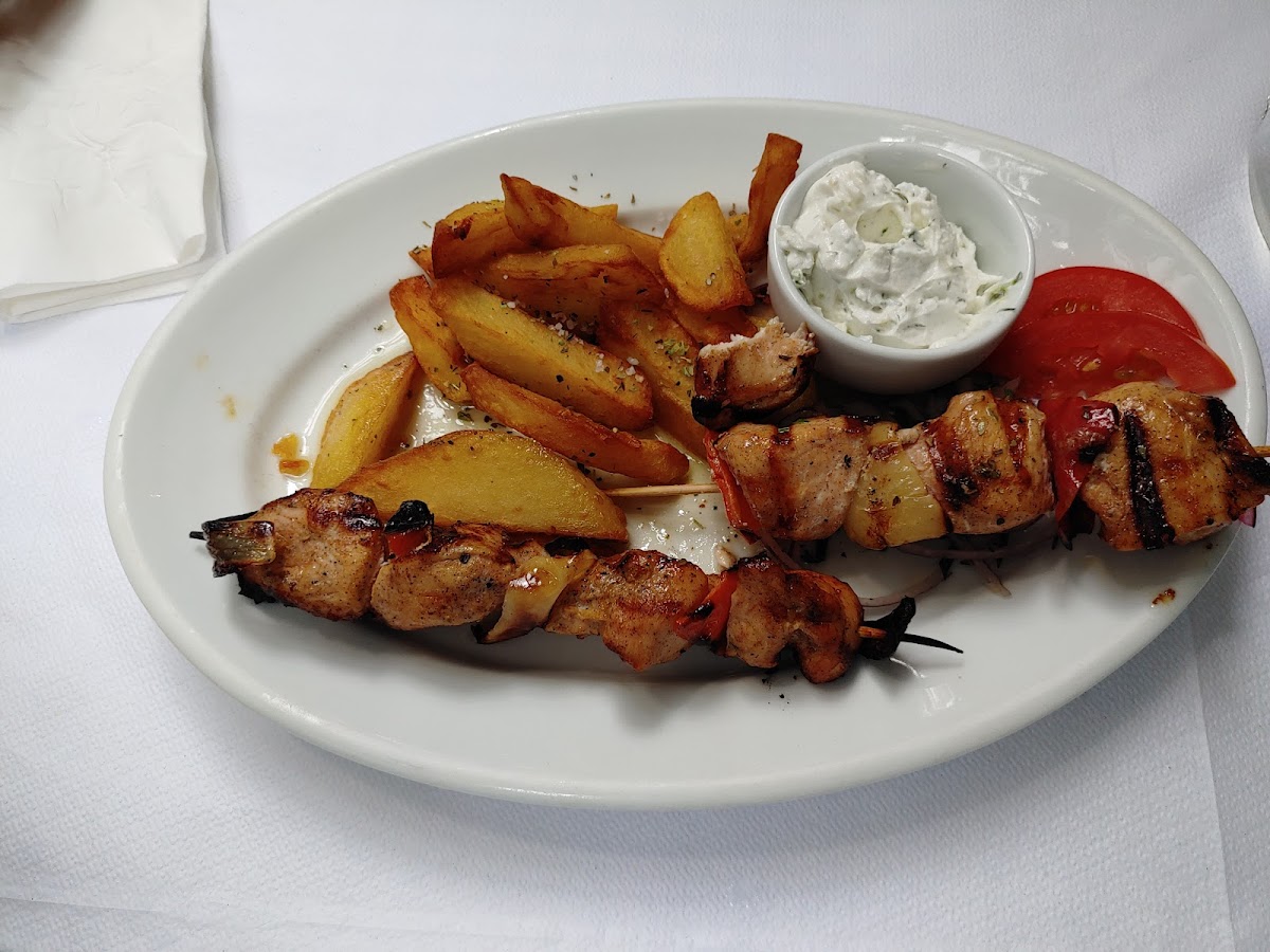 Santorini Restaurant Photo 6