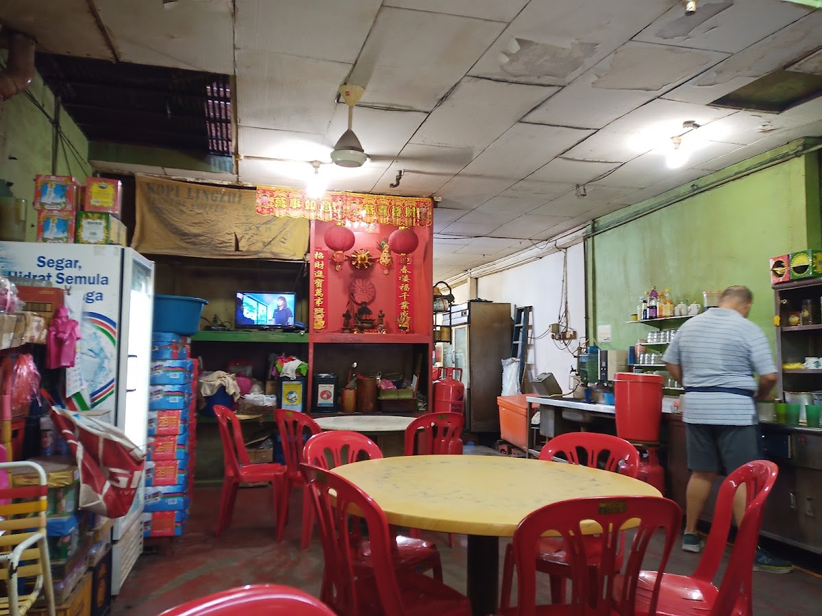 Nam Hooi Cafe