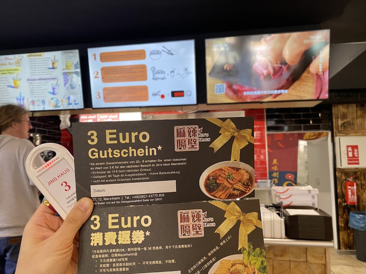 Jins Haus Malatang 麻辣隔壁 正宗麻辣烫 Photo Menu 5