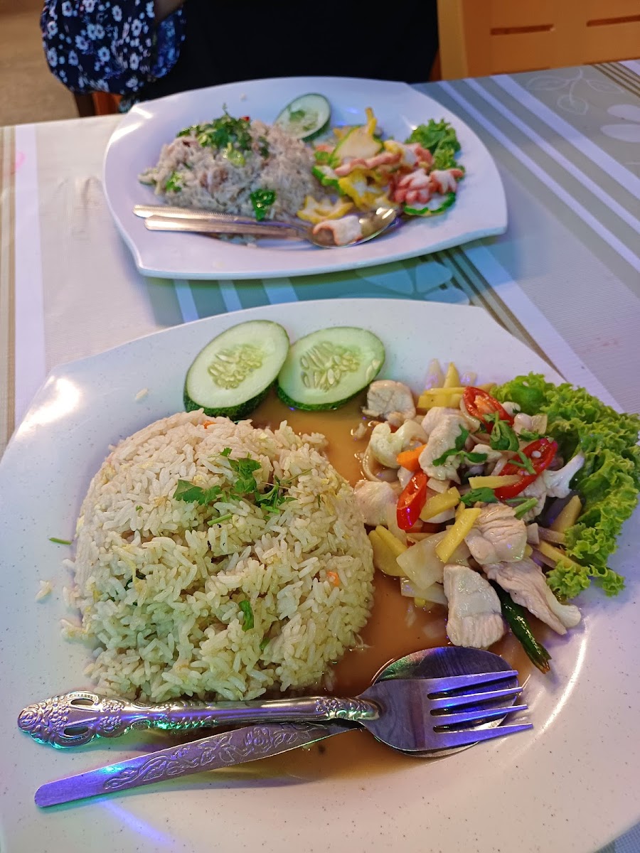 Zura Selatan Thai Tomyam Photo 5