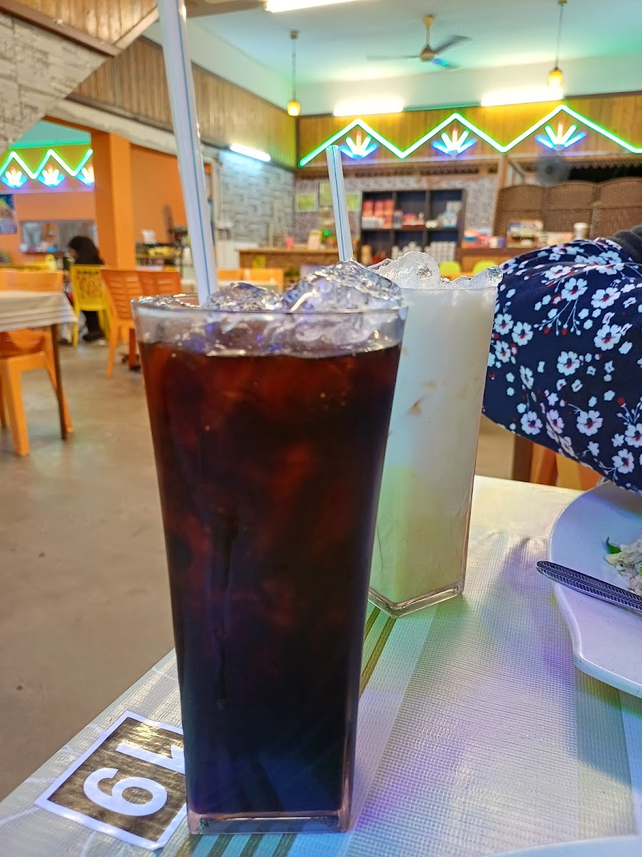 Zura Selatan Thai Tomyam Photo 6