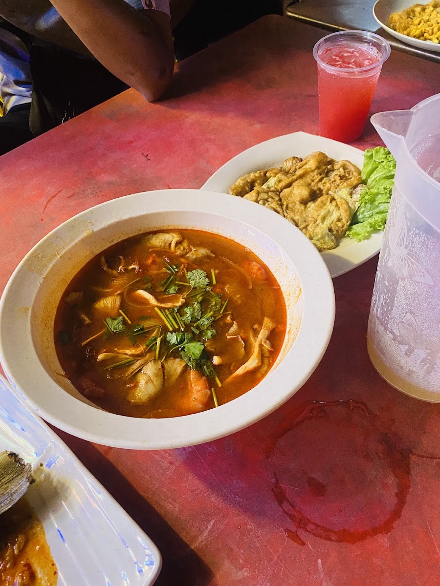 Zura Selatan Thai Tomyam Photo 9