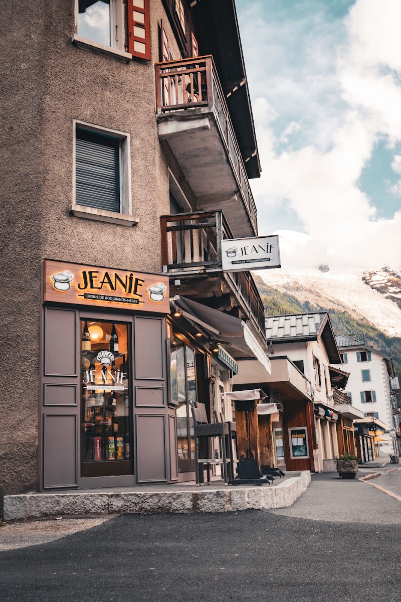 Jeanie Chamonix