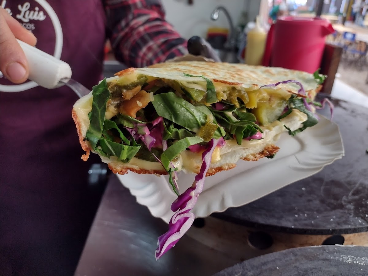 Lo de Luis Crepas y Tacos Photo 9