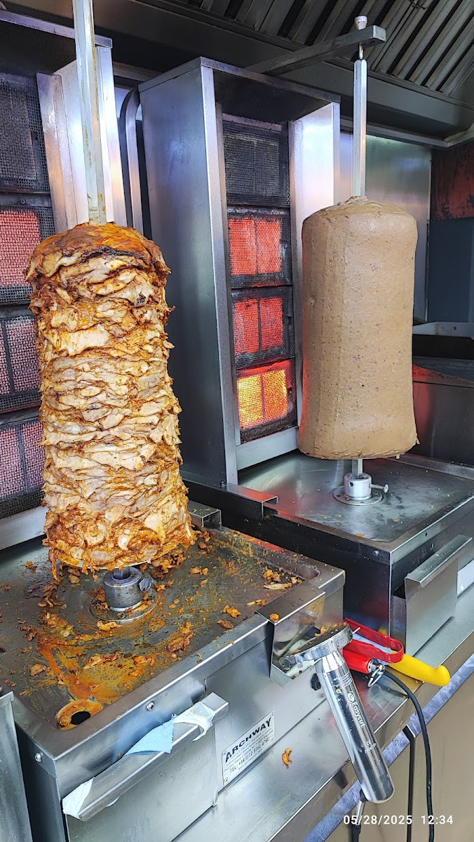 Mr shawarma Photo 3