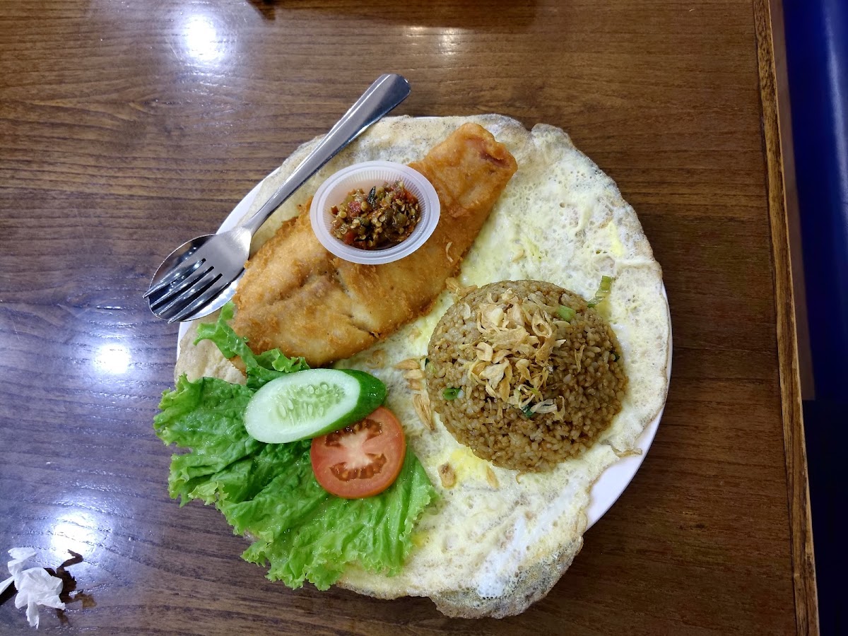 FISH & CHEAP POINS SQUARE Photo 8