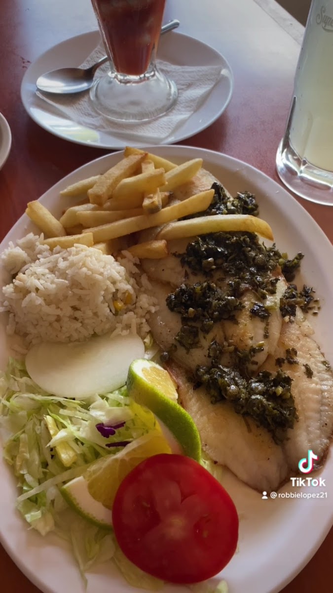 Restaurante de Mariscos la Langosta Photo 2
