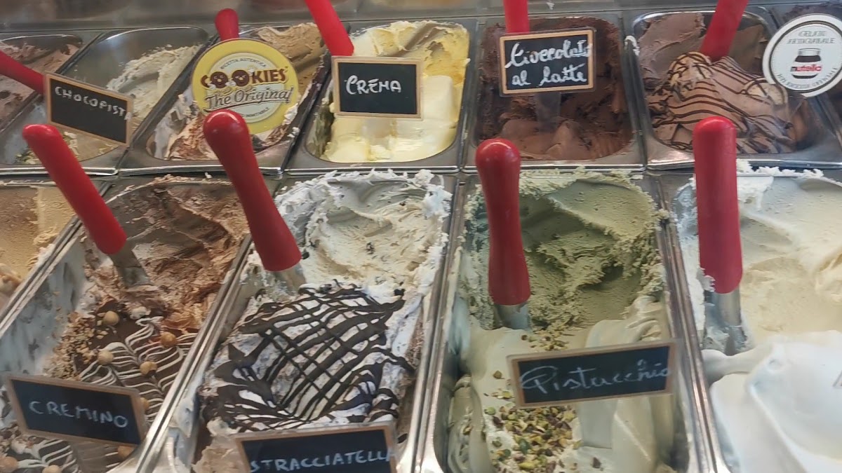 Strawberry Ice Cream Photo 2