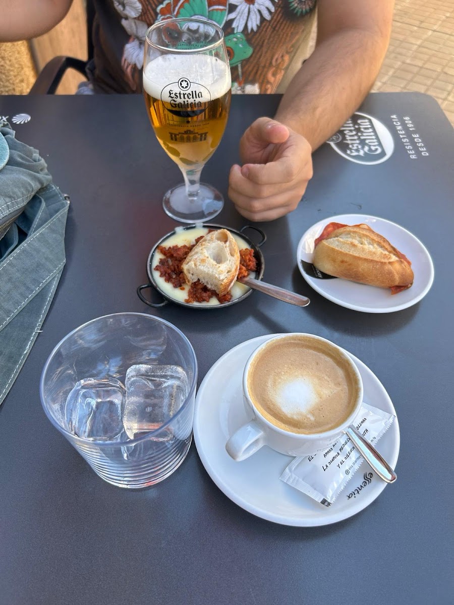 La Crema Café Photo 4