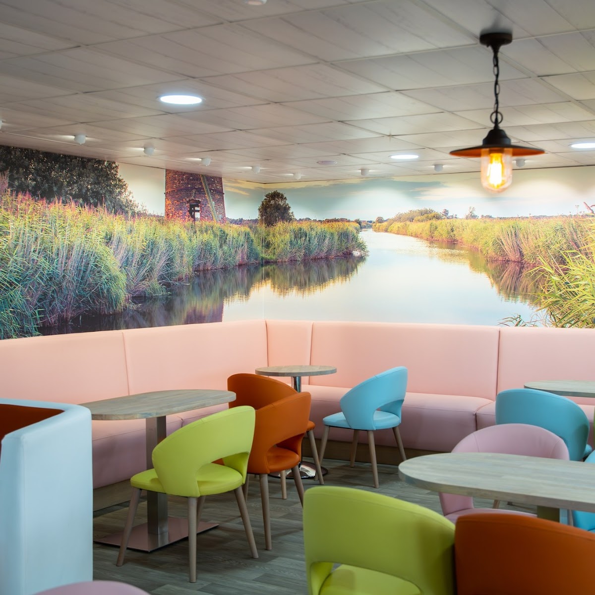 Richardson's Marina Café
