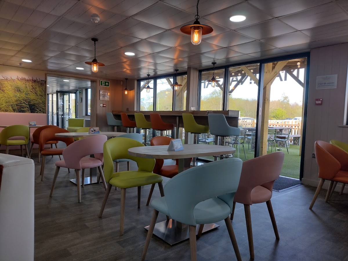 Richardson's Marina Café Photo 2
