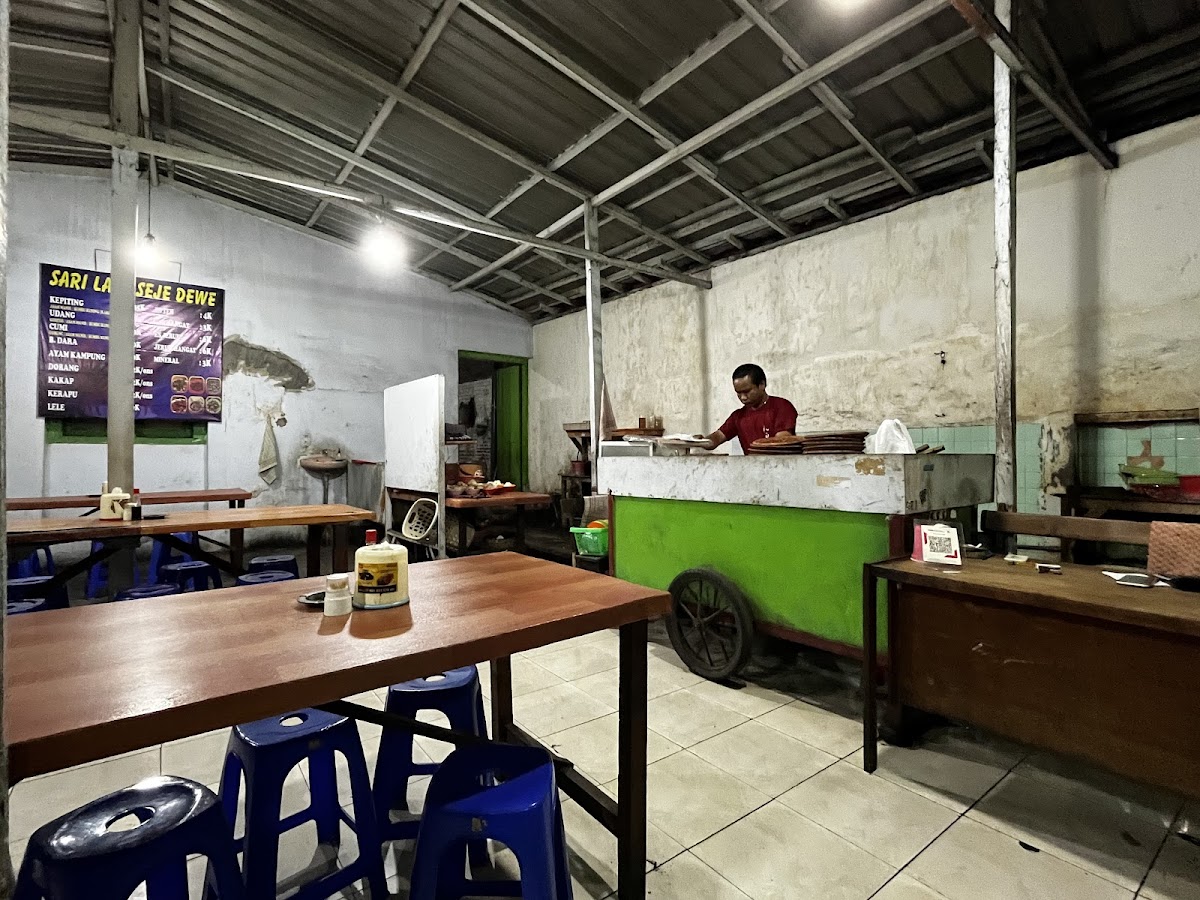 Rumah Makan Sari Laut CJDW