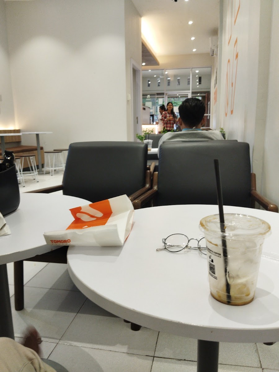 TOMORO COFFEE SOEBRANTAS Photo 4