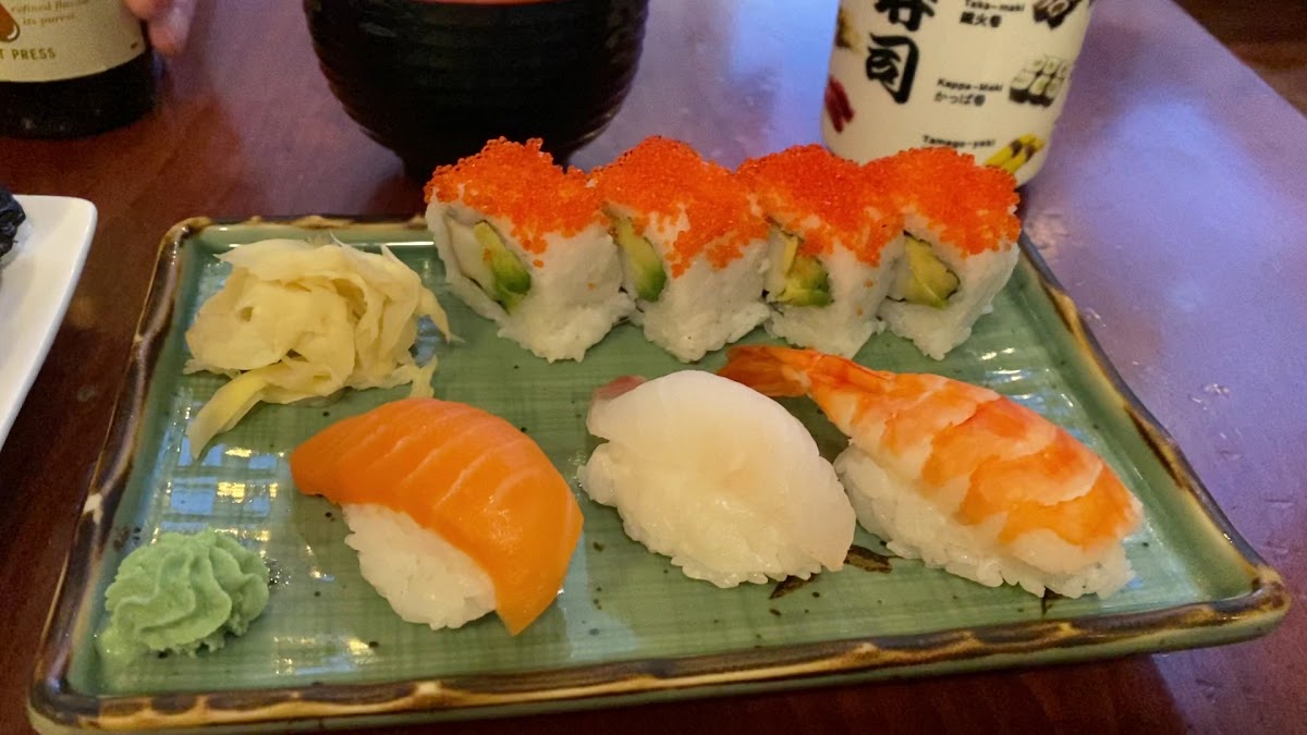 Aki Tatsu Sushi Photo 2