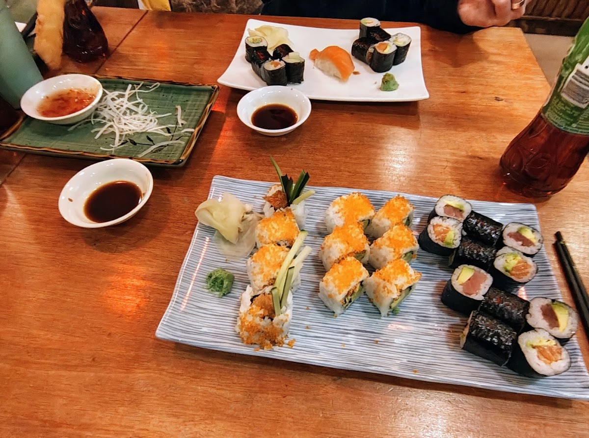 Aki Tatsu Sushi Photo 3