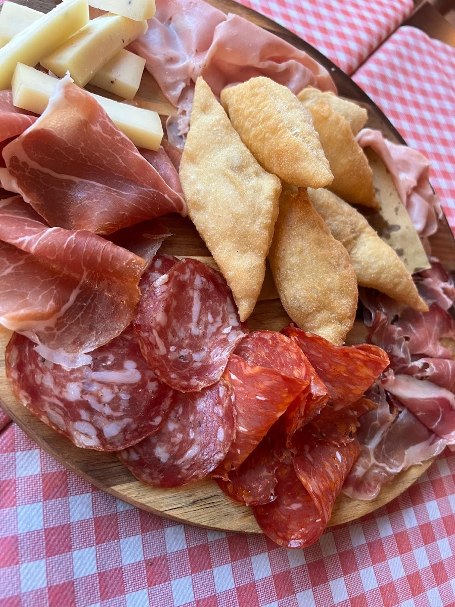 Ristorante Pizzeria Gallo Cedrone Photo 9