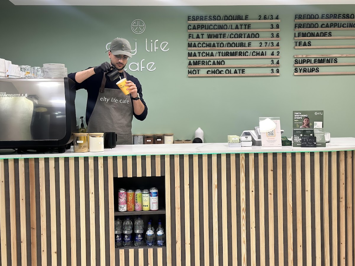 Elty Life Cafe and Shop Photo 4