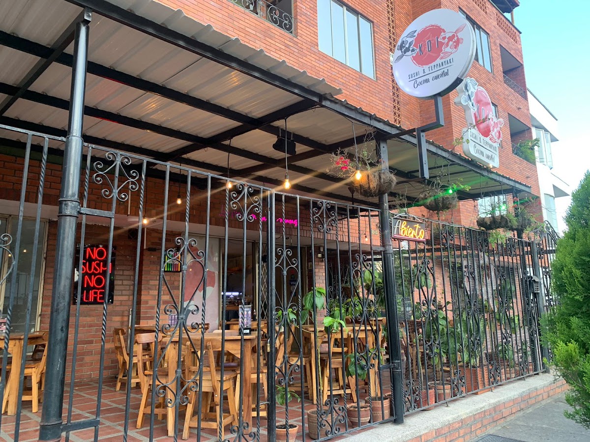 Koi Sushi y Teppanyaki