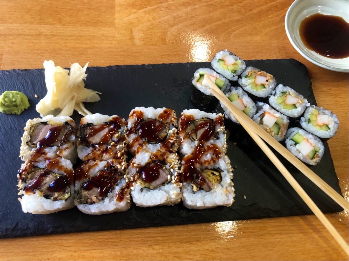 HaDaCo Sushi Thai Wok Photo 4