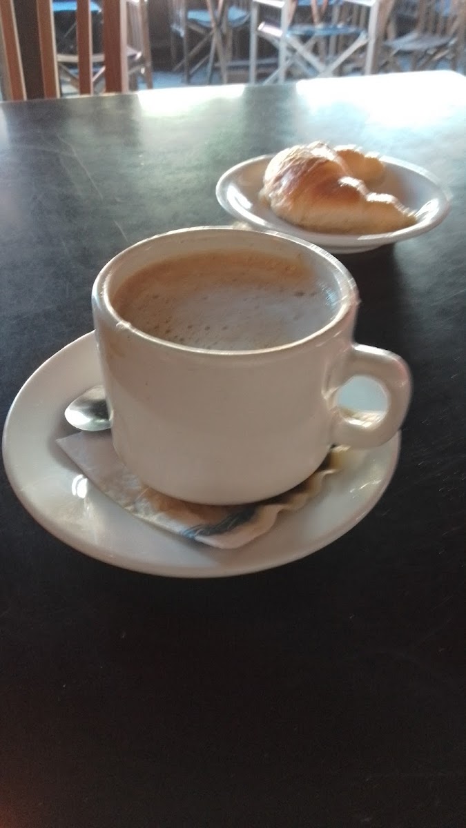 Pizzería y Cafetería LA ESQUINA Photo 6