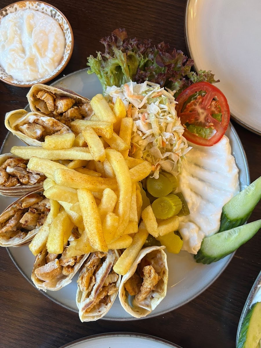 Rana's Deli x Burger Delights Photo 4