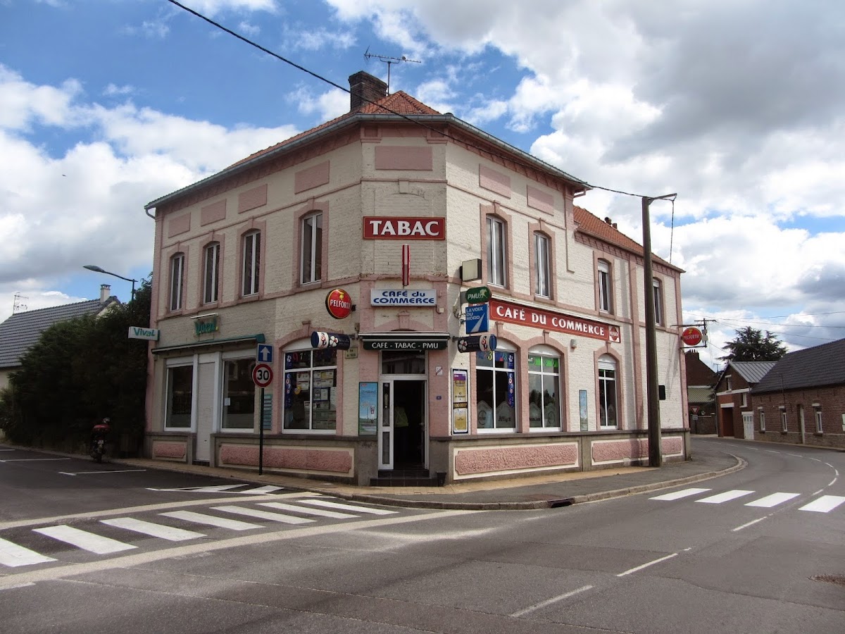 Le Commerce Photo 4