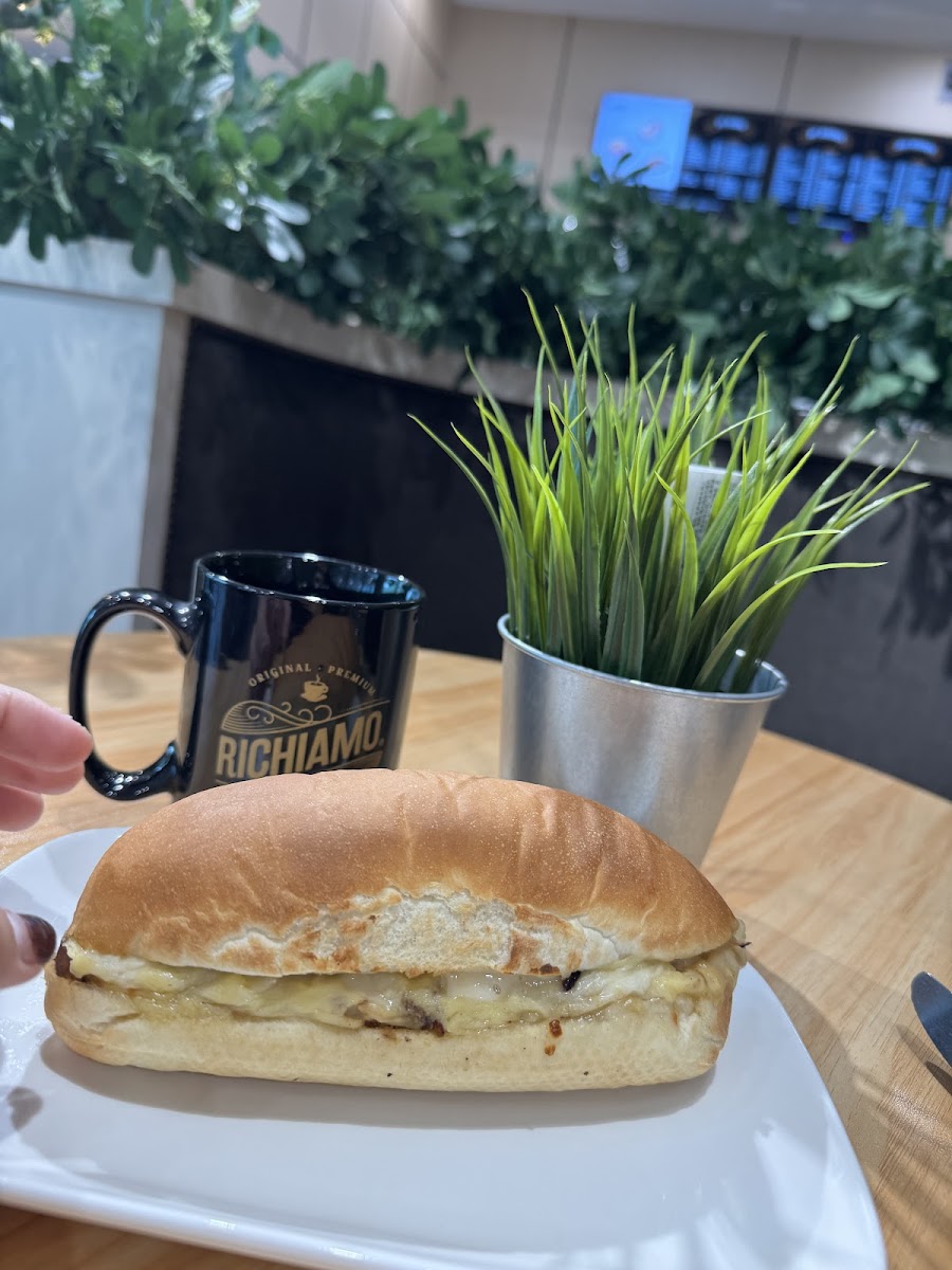 Richiamo Coffee TBG Mall Photo 5