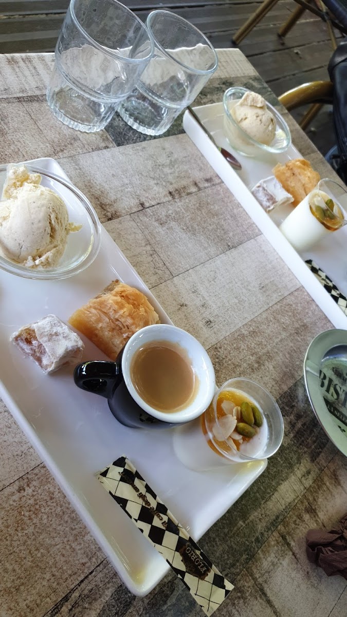 Dely's Food Store Photo 9